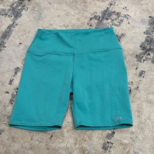 ALO Yoga Women's Teal Bike Shorts size Med